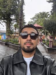 <strong>Brian Cabrera</strong>